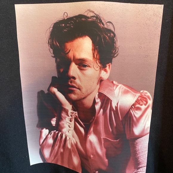 Harry Styles Variety Magazine T-shirt - Picture 2 of 3